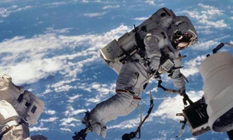 ناسا: عودة رائدي فضاء إلى الارض بعد قضاء 6 أشهر في محطة الفضاء