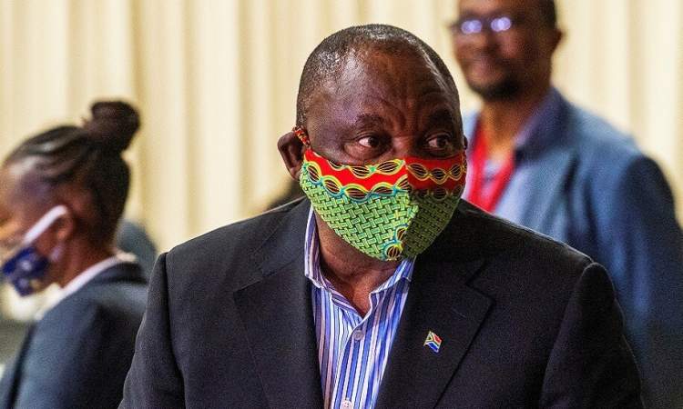 رئيس جنوب إفريقيا يخضع للحجر الصحي 