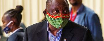 رئيس جنوب إفريقيا يخضع للحجر الصحي 