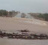 أضرار في الطرق والمنازل ونفوق مواشي إثر عاصفة اعصارية على سقطرى