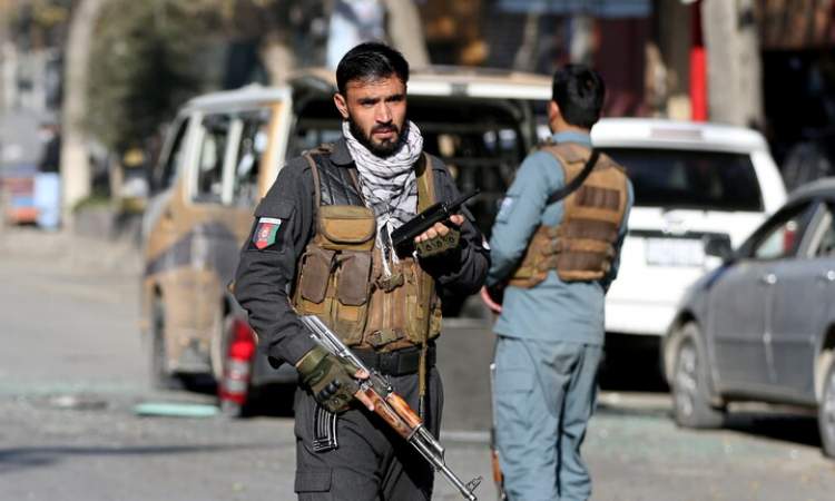 مقتل وجرح 50 من رجال الأمن الأفغاني بانفجار سيارة مفخخة في غزني