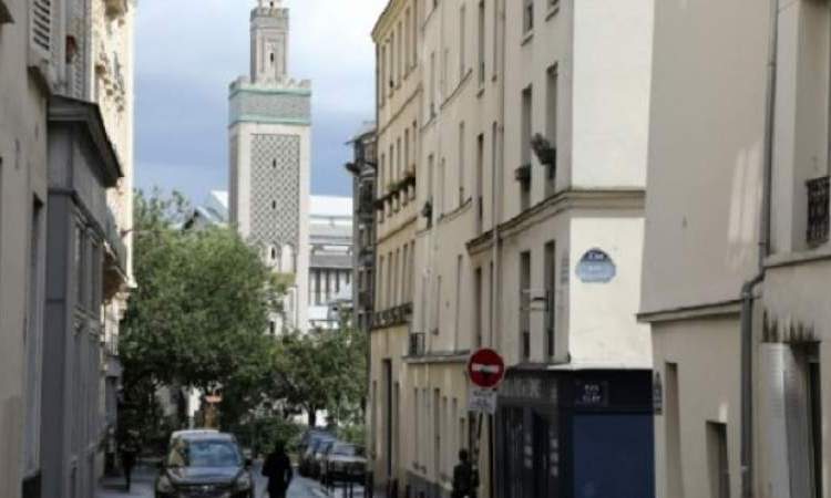 فرنسا : سيتم تحرك ضخم وغير مسبوق يستهدف 76 مسجداً