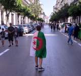 الجزائر : الحبس 7 سنوات لبرلماني ونجل وزير بقضية فساد