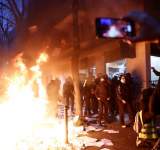   فرنسا: 67 مصابا من رجال الأمن و95 موقوفا في اشتباكات مع محتجين