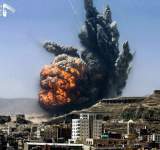 صحيفة اسبانية : اليمن ..  سماء محملة بالطائرات والصواريخ وأرض تكتظ باللاجئين