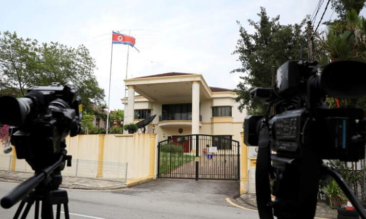  ماليزيا تطلب من الدبلوماسيين الكوريين المغادرة  