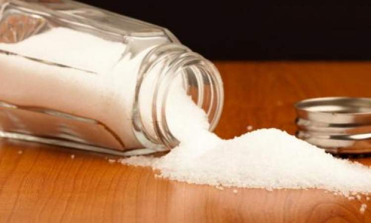خطوات لتقليل الملح في الطعام