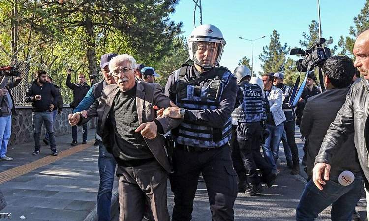تركيا .. اعتقال 150 متهما بـ"محاولة انقلاب" 2016