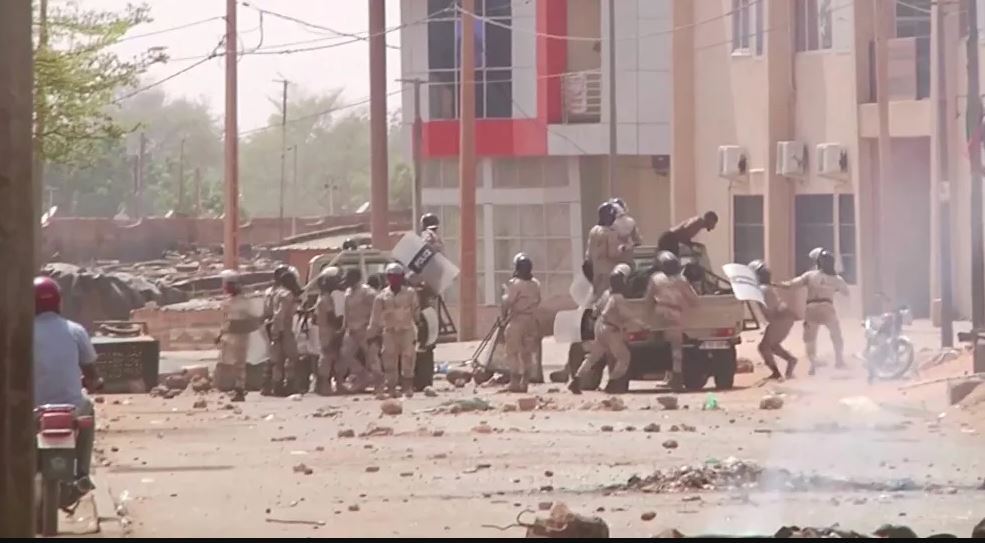 ارتفاع حصيلة قتلى الهجوم الإرهابي في النيجر إلى 137