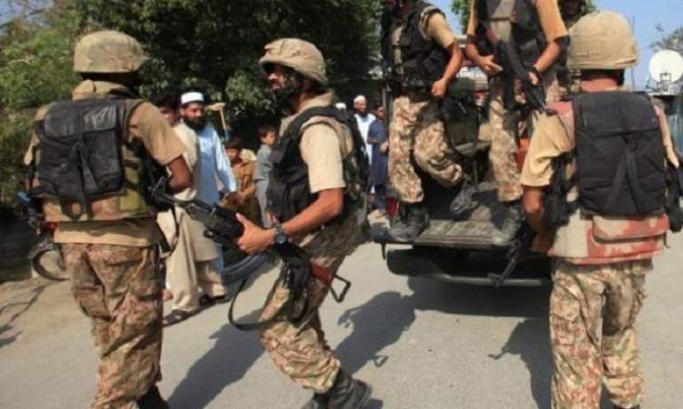 باكستان تستدعي قوات عسكرية لتطبيق قيود كورونا