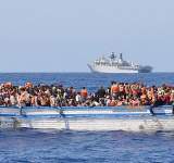 فقدان اكثر من 40 وانقاذ 80 مهاجرا اثر غرق مركبهم قبالة سواحل تونس