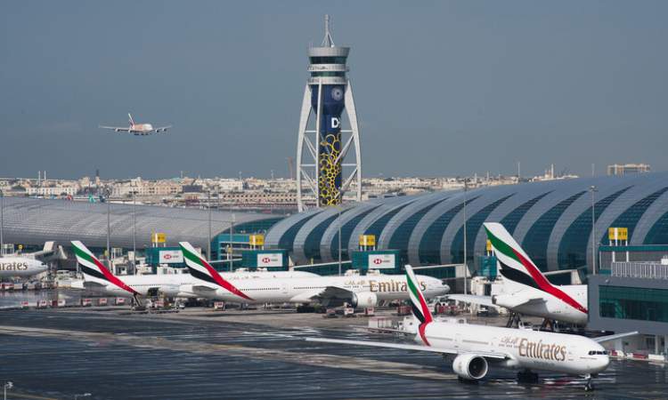 تصادم طائرتين بمطار دبي