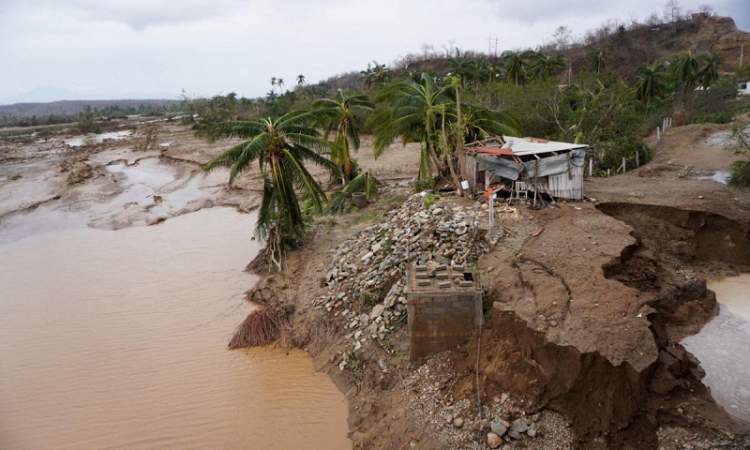 اعصار اغاثا يوقع 30 قتيلا ومفقودا في المكسيك