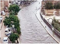 وفاة 10 أشخاص جراء الأمطار الغزيرة في صنعاء وذمار