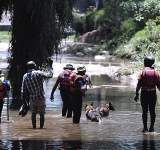 مصرع 8 عمال مناجم بانهيار ناجم عن فيضانات في جنوب أفريقيا