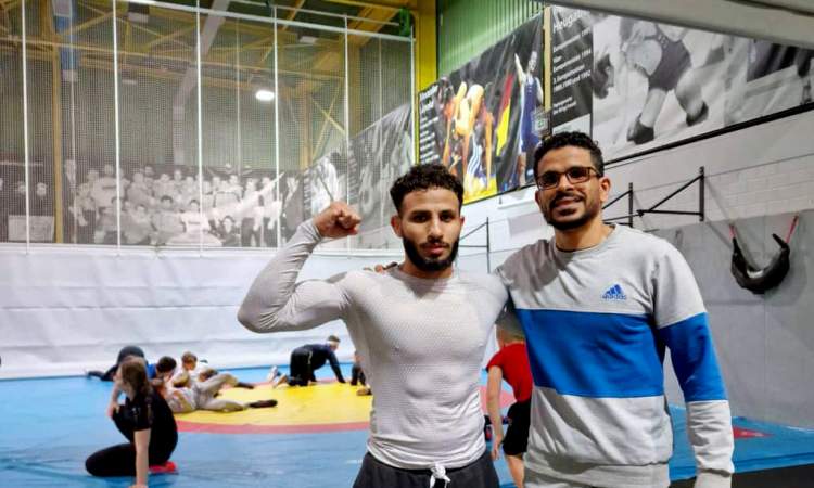             انسحاب مصارع يمني من بطولة فرنسا لتواجد لاعب الكيان الصهيوني