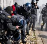 ألمانيا.. إصابة 53 ضابطا خلال احتجاجات عنيفة