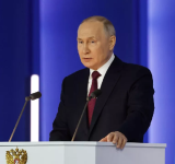 بوتين يوقع قانونا يجرم التصدير غير المشروع للأسلحة إلى الأجانب