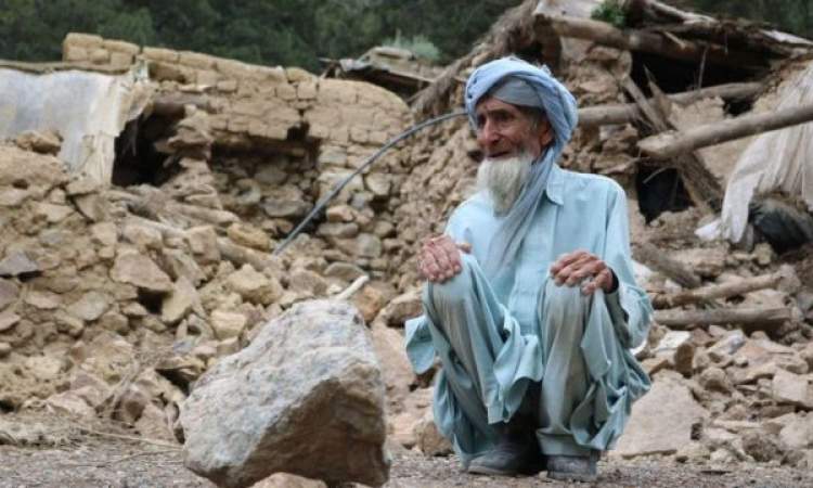 حالة ذعر يخلفها زلزال بقوة 6.5 درجات ضرب افغانستان