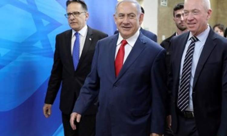 نتنياهو يقيل وزير الأمن يوآف غالانت.. ولابيد: حكومتنا خطرٌ على "إسرائيل"