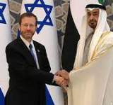 الكشف عن الوسيط الإماراتي الأبرز في الصفقات مع إسرائيل