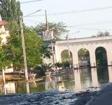 فقدان 7 أشخاص وإجلاء 500 آخرين بسبب الفيضانات في نوفايا كاخوفكا
