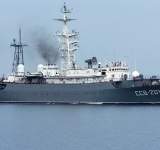 روسيا تعلن تدمير 6 زوارق حاولت مهاجمة احدى سفنها
