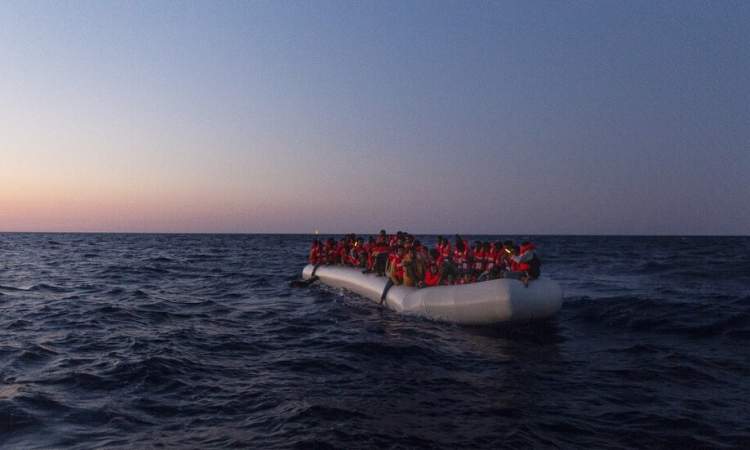 تركيا: إنقاذ 88 مهاجرا بعد أن أجبرتهم اليونان على العودة
