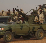 الدعم السريع يعلن أسر 300 عسكري سوداني في ولاية جنوب دارفور
