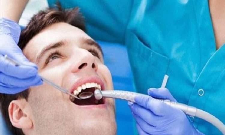 دراسة : العناية بالأسنان تقي من أمراض الدماغ 