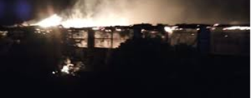 إصابات واضرار كبيرة بحريق في معمل للدواجن في زبيد