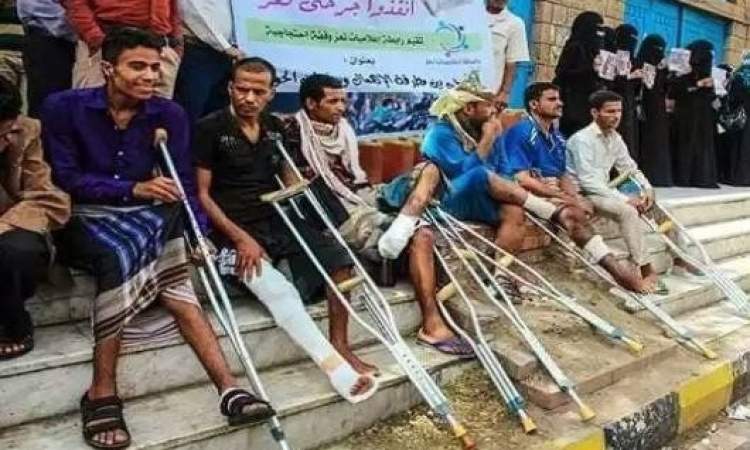 اتهامات متبادلة بين المرتزقة بنهب 12 مليون دولار من حسابات الجرحى