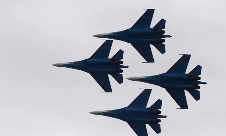 4 مقاتلات Su-35S بأسلحتها رافقت طائرة بوتين لإمارات و السعودية