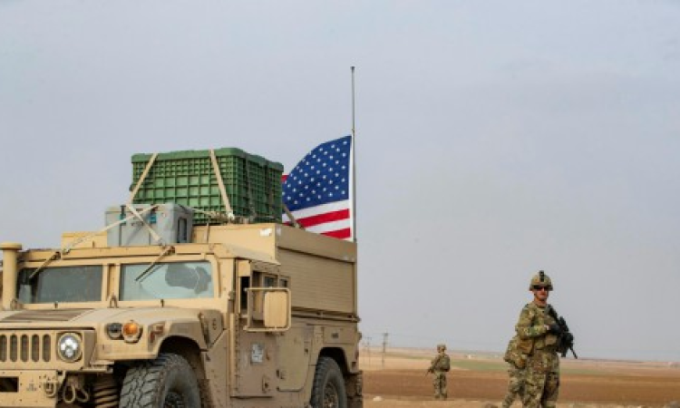 مقتل 3 قياديين موالين لأمريكا بعد خروجهم من قاعدة أمريكية شرقي سوريا