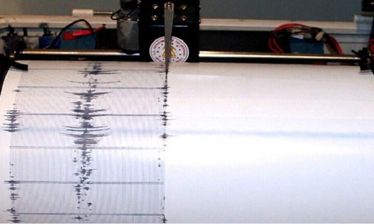 زلزال بقوة 6.4 درجة يضرب شرق اندونيسيا