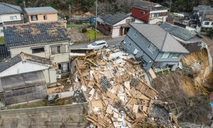 62 قتيلا في زلزال اليابان