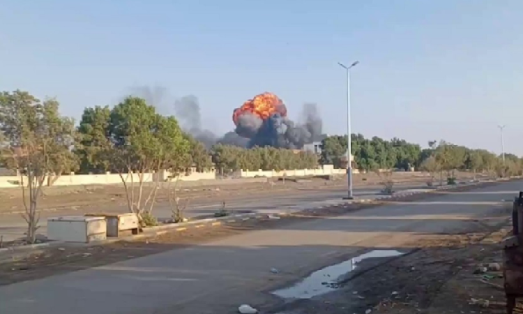 عدوان امريكي بريطاني يستهدف التحيتا بالحديدة