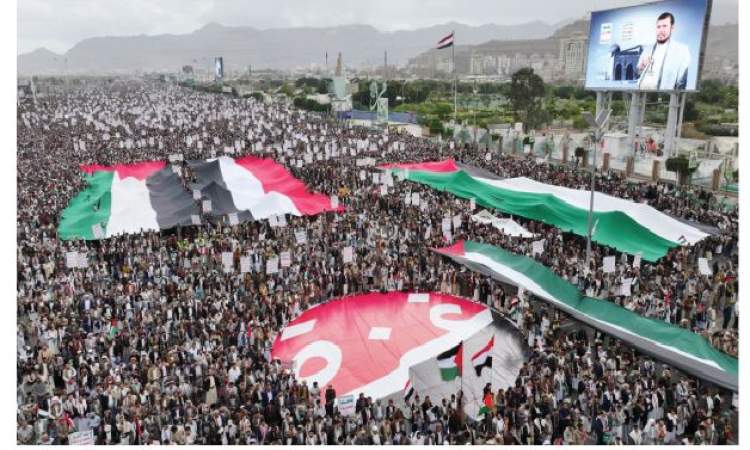في مسيرات غير مسبوقة في العاصمة صنعاء وعدد من المحافظات.. ثبات وجهوزية عالية للمشاركة في معركة الجهاد المقدس