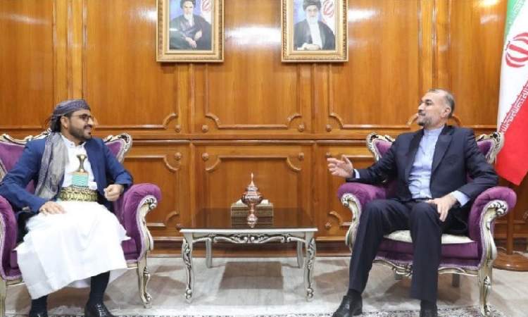 عبدالسلام يبحث مع وزير الخارجية الإيراني المستجدات بالمنطقة