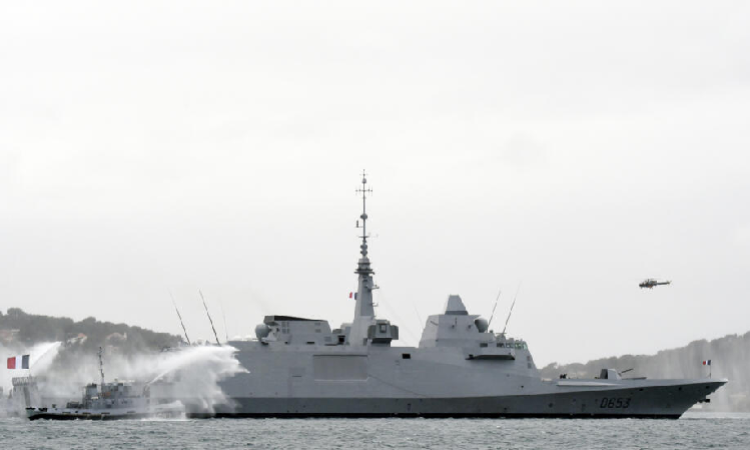 البحرية الفرنسية تعلن سحب فرقاطة من البحر الأحمر
