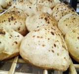 مصر تعتزم خفض أسعار الخبز غير المدعم 40%