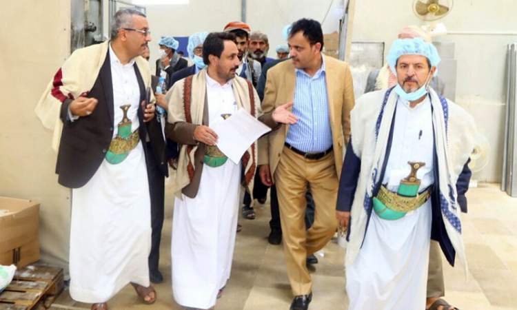 قيادة محافظة صنعاء توجه باستيفاء كافة الاشتراطات الصحية والأمنية للمصانع 