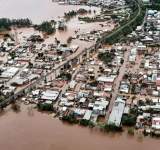 ارتفاع قتلى الامطار والفيضانات في جنوب البرازيل إلى 161