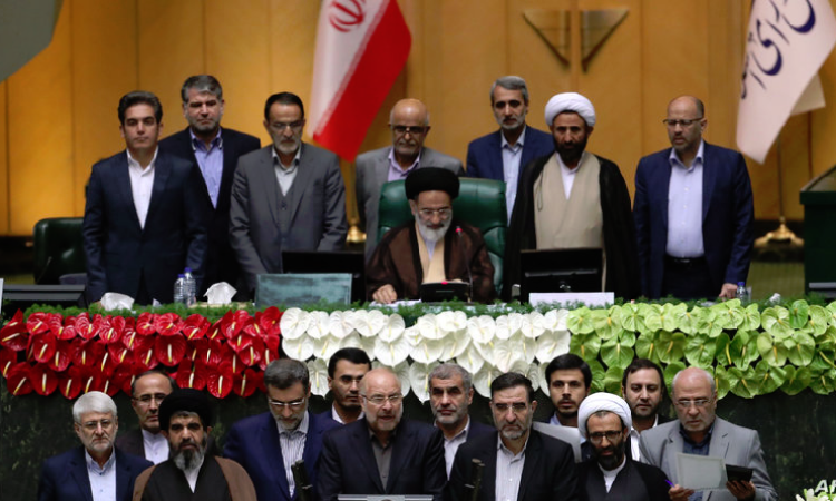 من هم المرشحون المحتملون لخلافة رئيسي في إيران؟