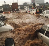 مصرع 12 شخصاً بفيضانات في جنوب إفريقيا