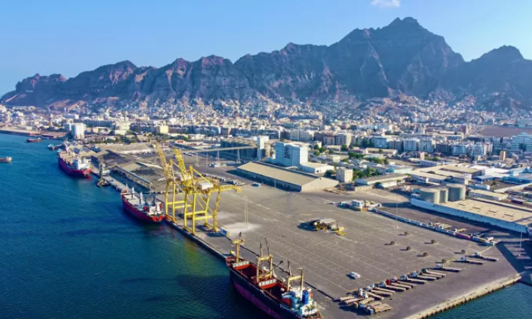 تسليم  إدارة ميناء عدن لدولة أجنبية