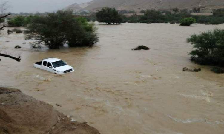 صور اولية لاضرار السيول في الحديدة 